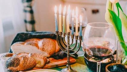 星空体育官方网站-国家男篮训练营加强体能和战术磨合，男篮 训练