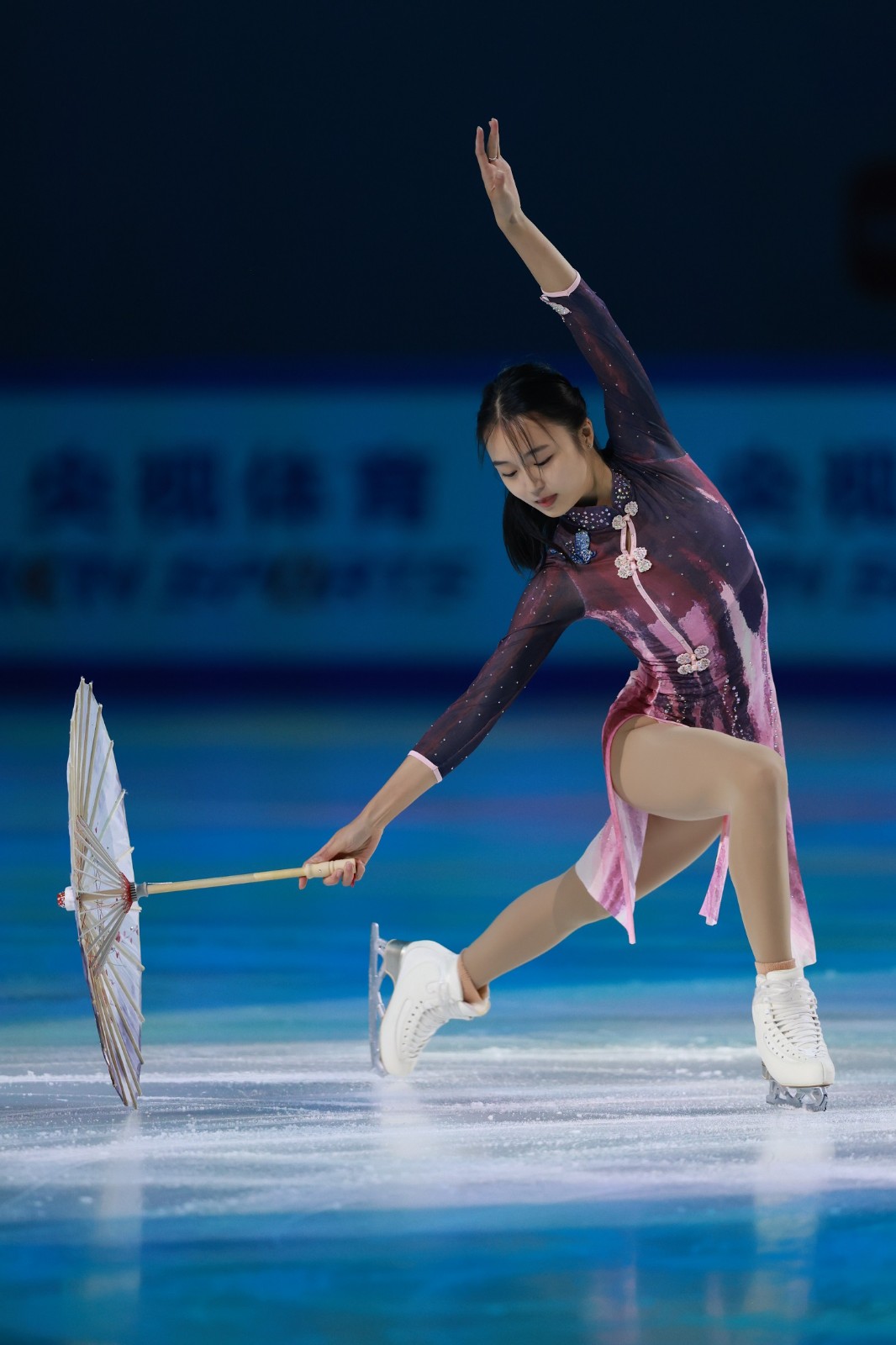 花样轮滑全明星盛典,青春在轮回中飞扬 花样轮滑全明星盛典,青春在轮回中飞扬