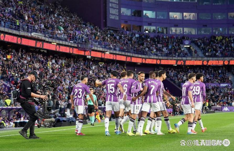 西甲比赛中出现多次精彩远射,技艺精湛 西甲比赛中出现多次精彩远射,技艺精湛