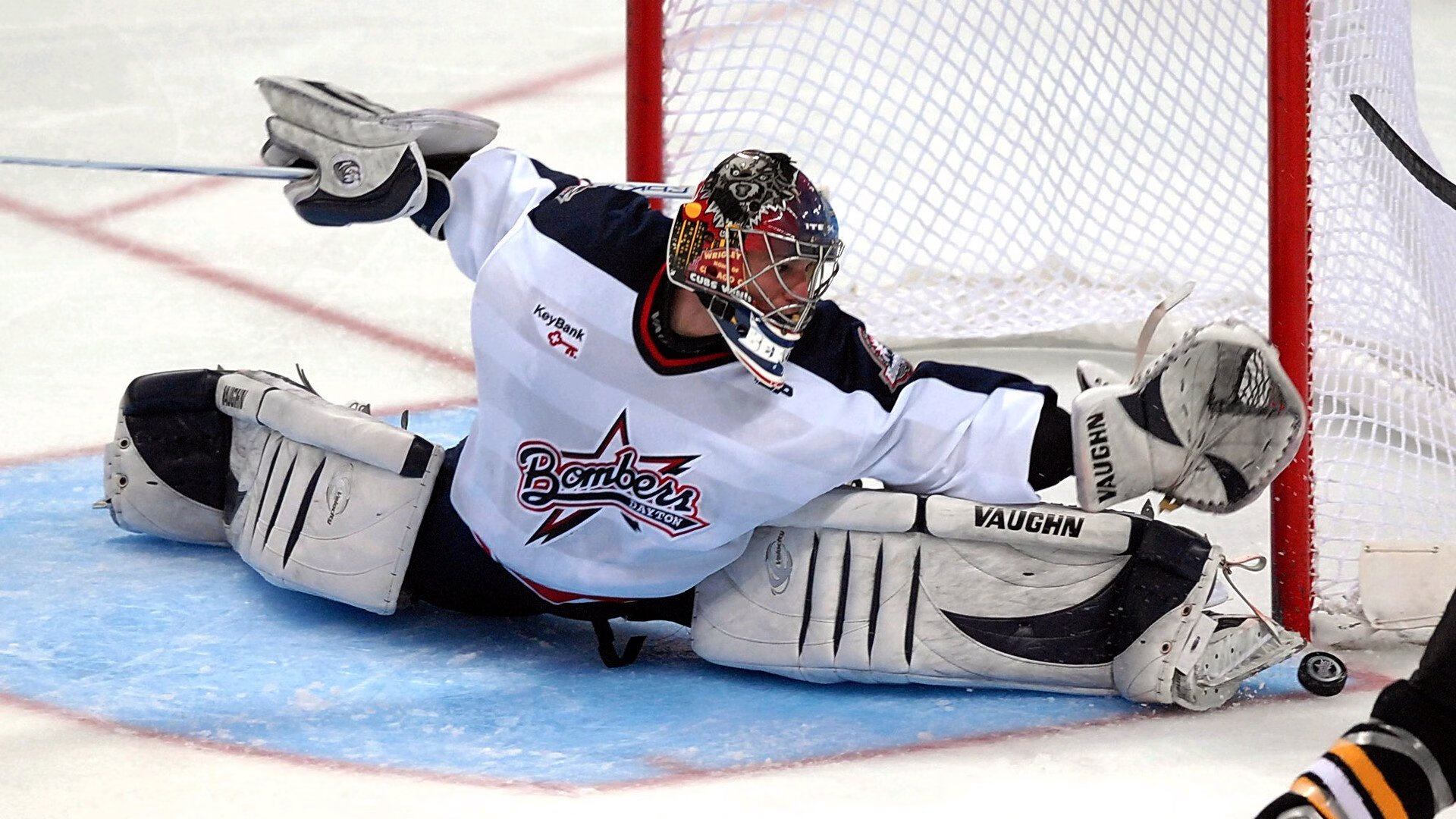 西班牙再现“无锋战术”经典演绎